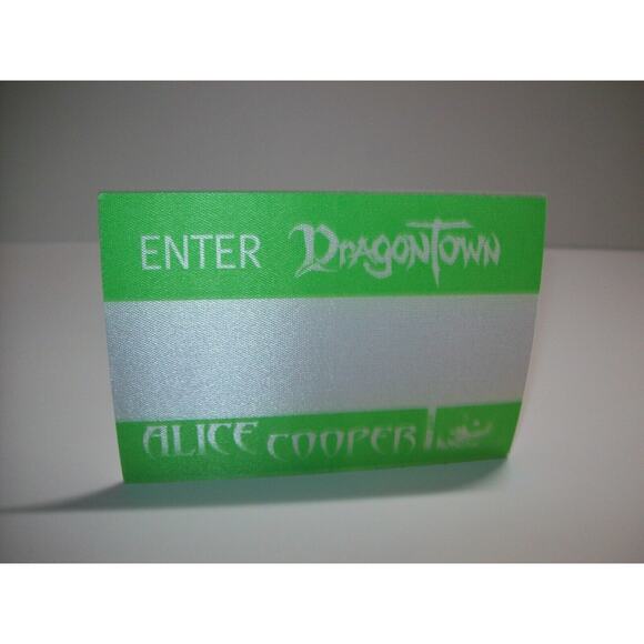 Alice Cooper Backstage Pass Enter Dragontown Tour Hard Rock Music Gift Green - Picture 4 of 4